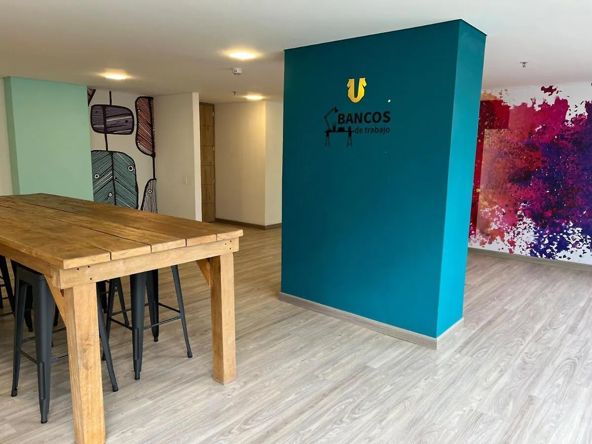 Comodo Y Acogedor Loft La Candelaria 波哥大 公寓
