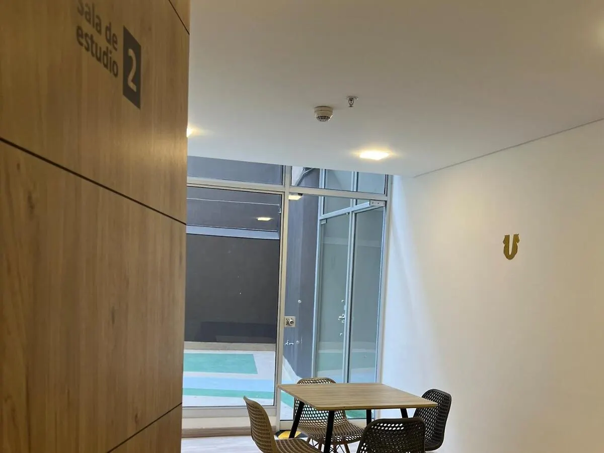 Comodo Y Acogedor Loft La Candelaria Bogotá Apartman